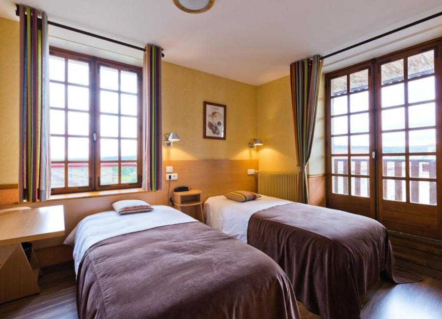 Hotel La Clairiere Chambon-sur-Dolore Zewnętrze zdjęcie