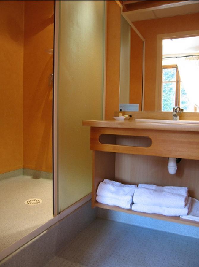 Hotel La Clairiere Chambon-sur-Dolore Pokój zdjęcie